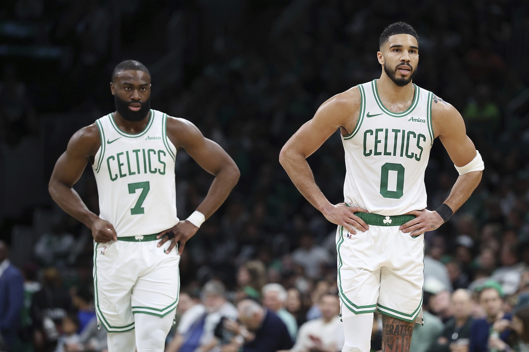 完美体育官方网站-小里弗斯：双探花现在都是头牌 不是詹欧那种更像第一年的詹韦